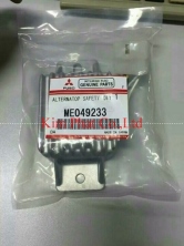 ME049233 Mitsubishi Parts Safety Relay Alternator
